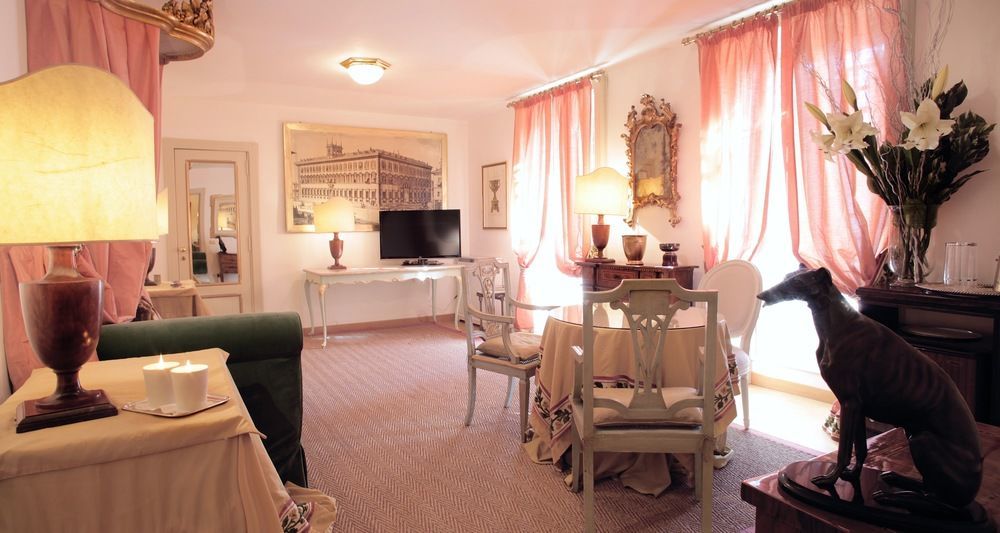 Residenza Ruspoli Bonaparte Ρώμη Εξωτερικό φωτογραφία